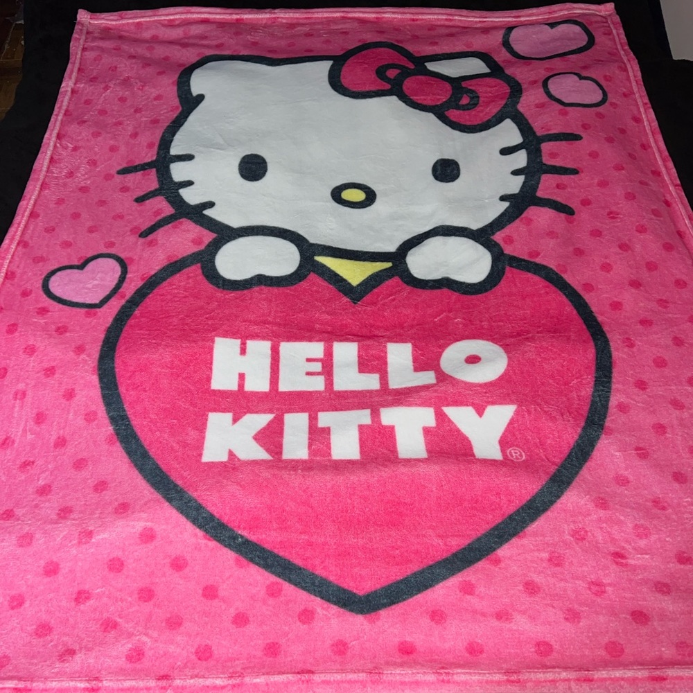 Hello Kitty Throw